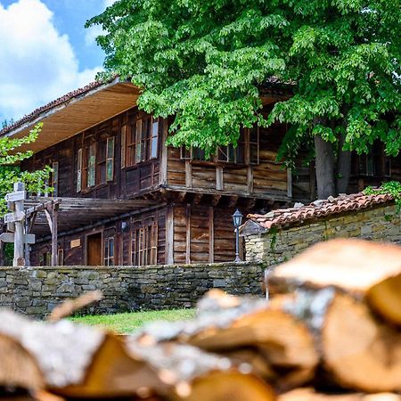 ז'רבנה Guest Houses "Zlatna Oresha - Complex" מראה חיצוני תמונה