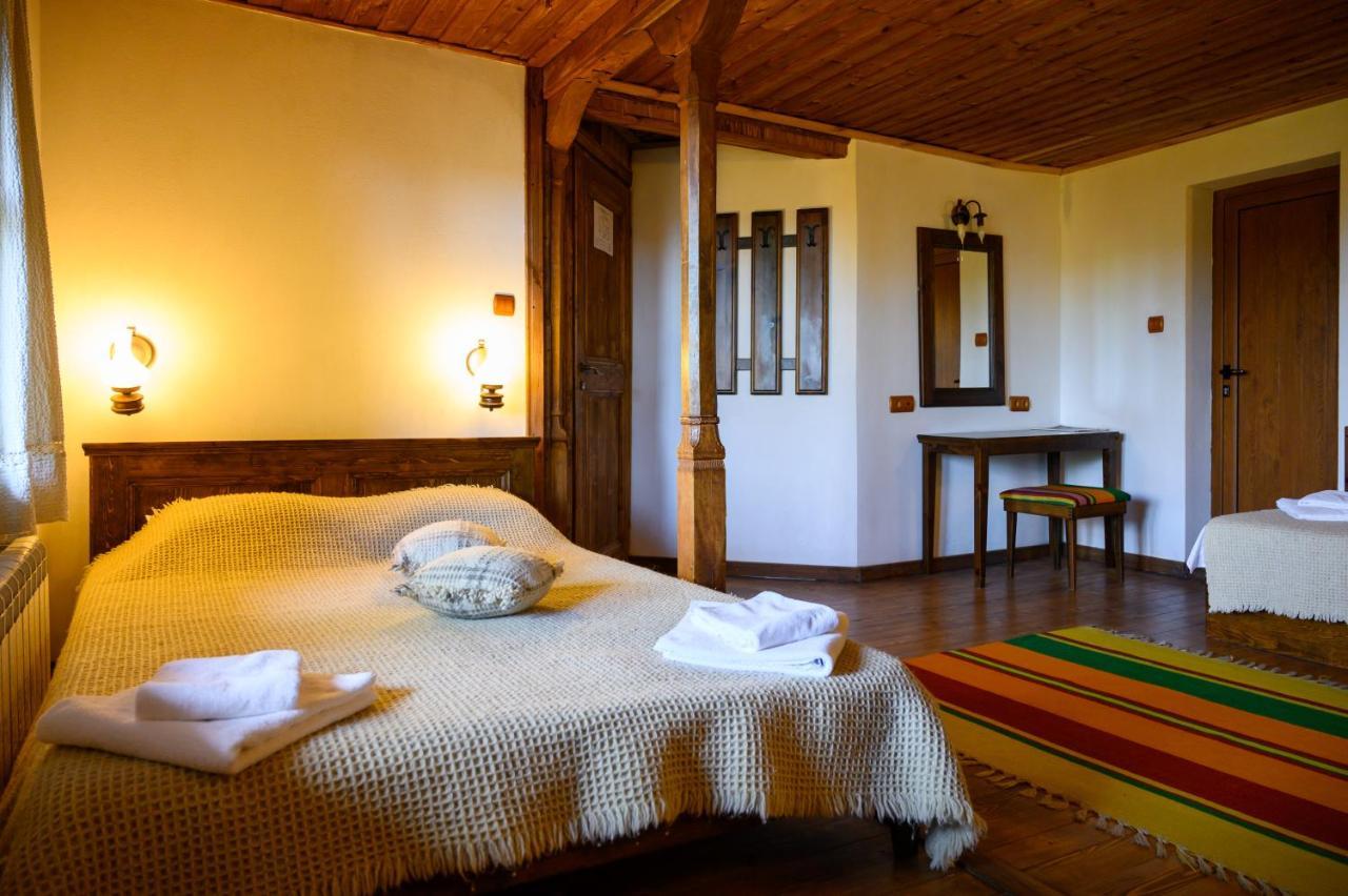 ז'רבנה Guest Houses "Zlatna Oresha - Complex" מראה חיצוני תמונה